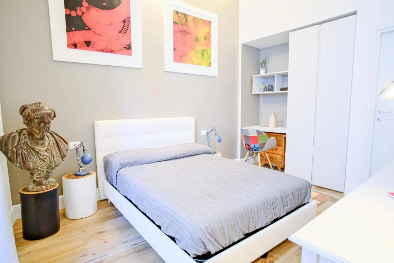 Dolcevita Boutique Apartment Floransa İtalya